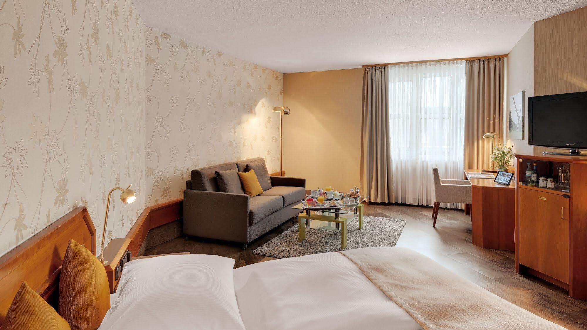 Best Western Plus Hotel Kassel City Екстериор снимка